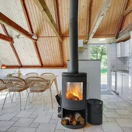 Tatil Evi Lovely Home In Ulfborg With Wifi