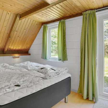 Lovely Home In Ulfborg With Wifi Tatil Evi