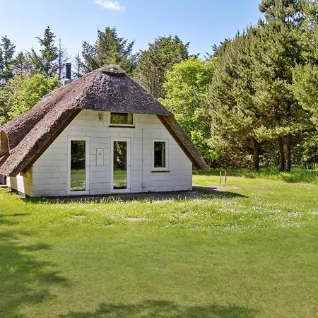 Tatil Evi Lovely Home In Ulfborg With Wifi